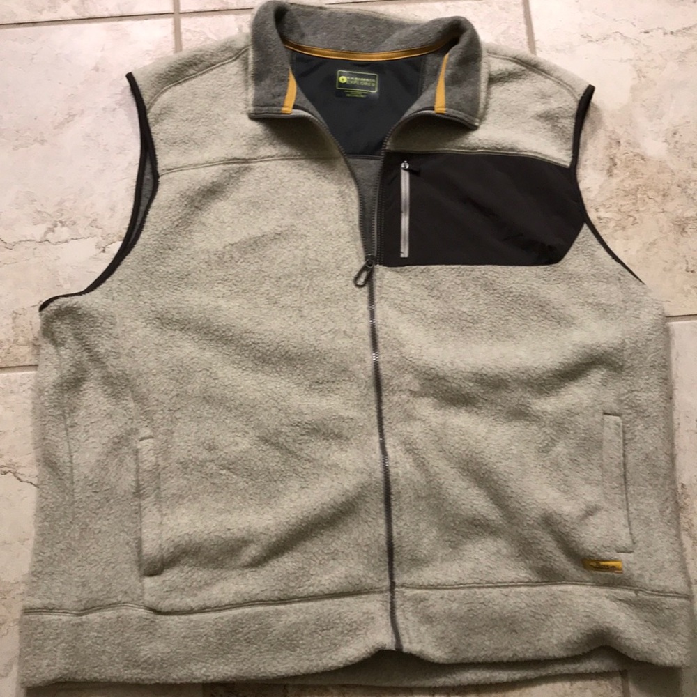 G.H. Bass & CO zip up fleece vest 2XL Tall